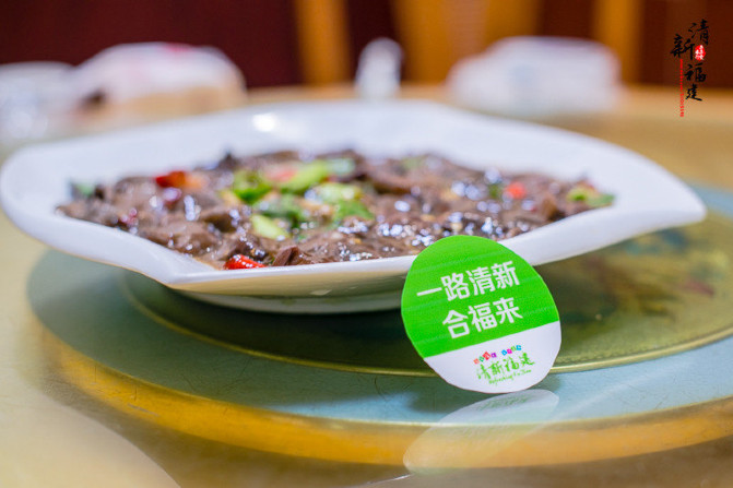 杞诲鏃呰,杞诲鍑鸿