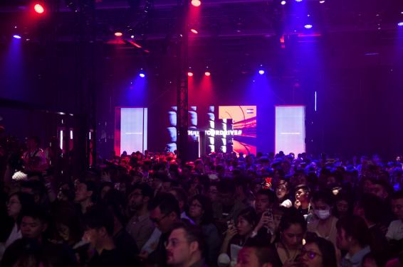 tommyhilfiger汉密尔顿奔驰,tommyhilfiger梅赛德斯