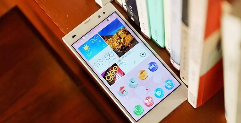 她叫小雪，在广州做文员，月薪3500，她是这样生活的...