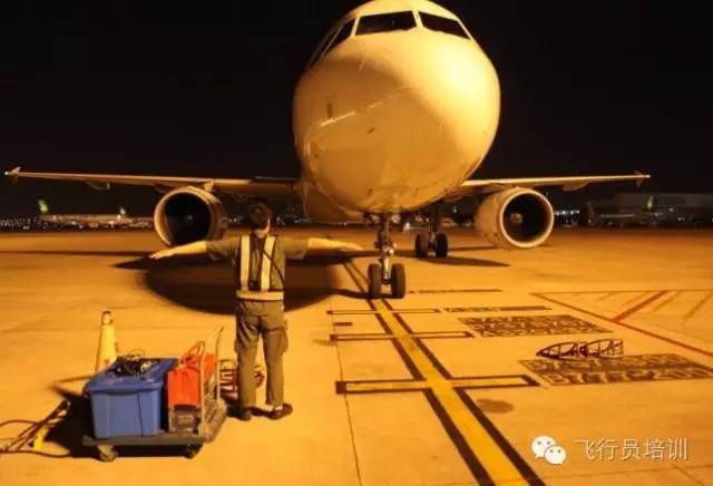 试飞员幕后英雄,幕后英雄们视频