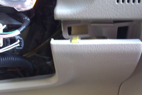 14款卡罗拉低配加装自动大灯开关,全新卡罗拉如何安装自动大灯