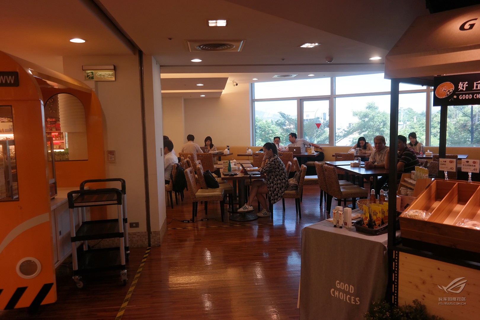 rog败家国度外设,rog败家之眼华硕主机