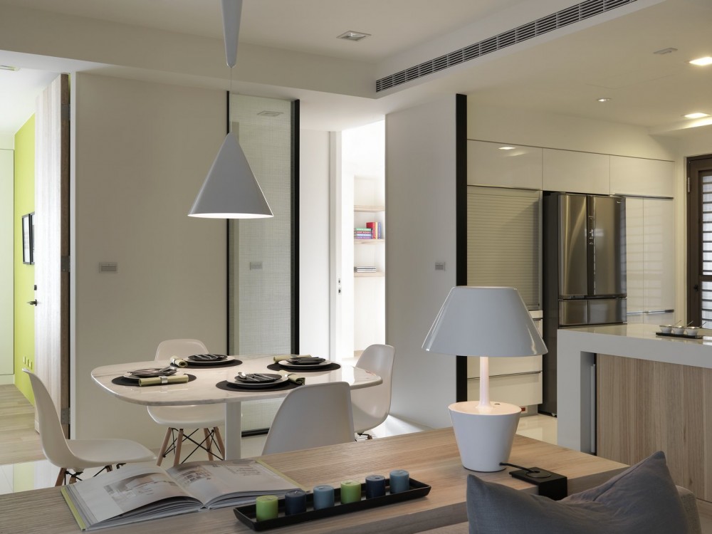 白乳胶说明什么,用白乳胶封马桶底部可以吗