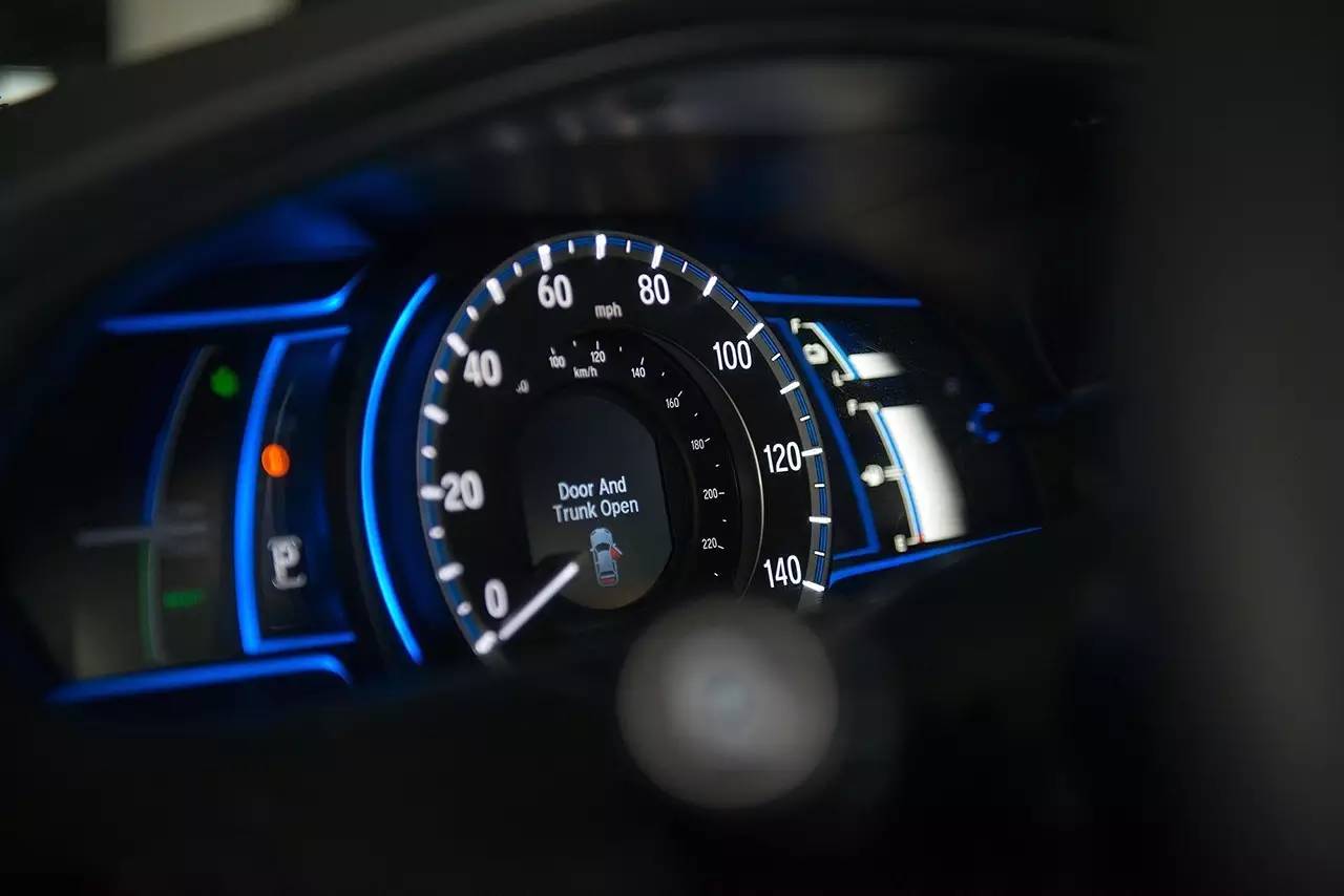 2014款本田雅阁试驾,第三种力量不容忽视