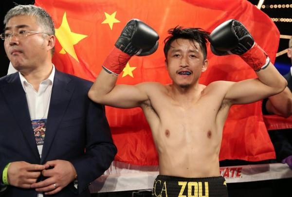 邹市明打得过普通强壮的人吗,邹市明躲闪