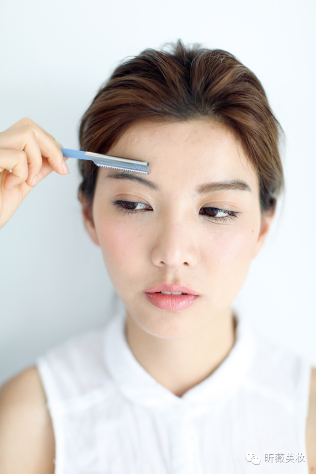 毕业季小清新证件照最佳妆容,毕业证件照妆容与发型