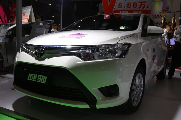 目前丰田车最值得购买哪一款,3万最便宜的丰田车是哪款