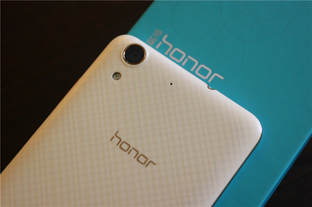 荣耀畅玩5a优缺点,荣耀畅玩学生备用机