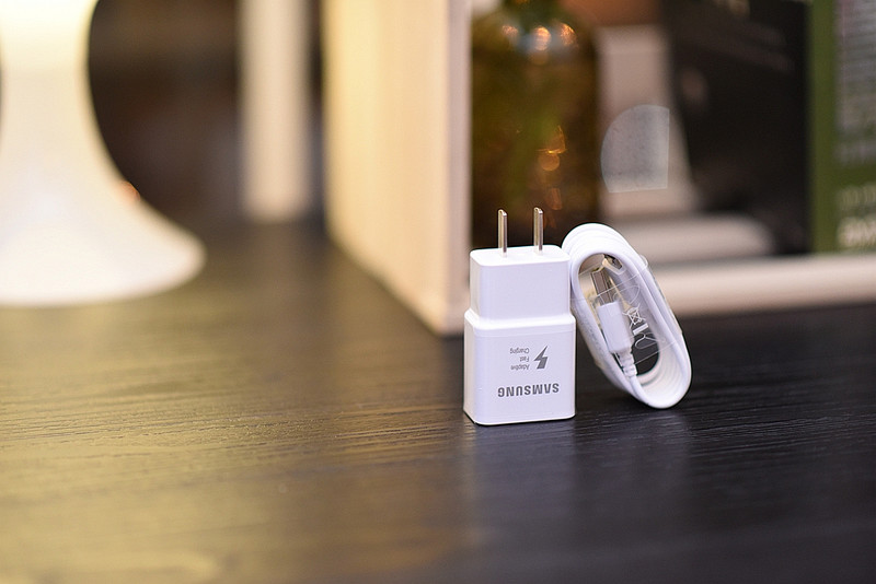 galaxyc55实拍,三星galaxyc5怎么样