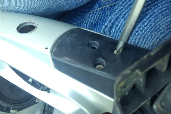 比亚迪f3怎么换后摄像头,比亚迪f3装前置摄像头