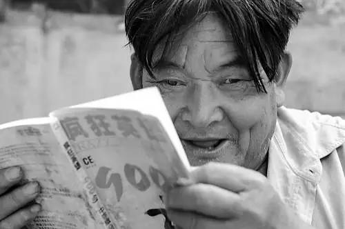 小编含泪告知：75岁的“谢傻子”重病住进矿三院