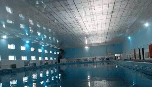 清凉一夏亲子游泳池,去西安游泳推荐哪个游泳馆