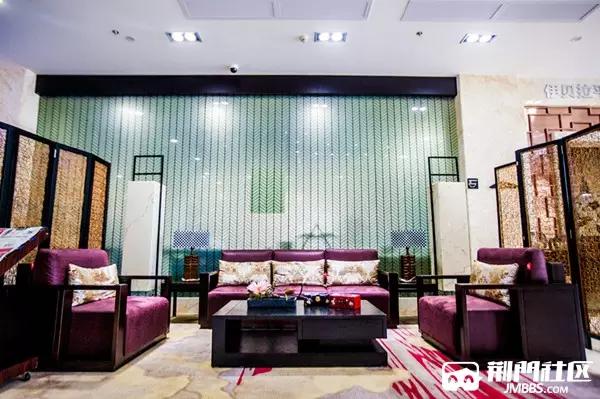 一个有情怀的荆门男人,在长江租了一条游轮,只给荆门人免费坐