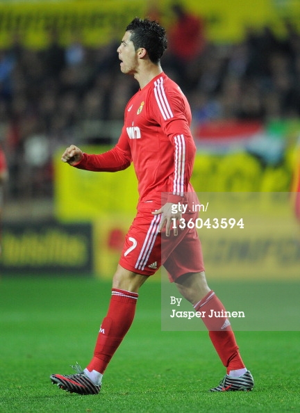 足球鞋nike传奇系列,耐克刺客cr7足球鞋推荐