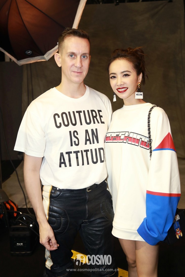 37岁进军街拍军团一点也不晚，因为她是蔡依林