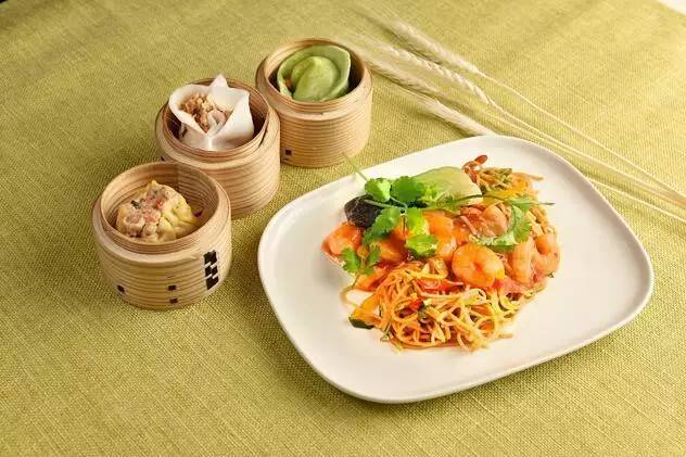 鍘荤編鍥藉弬鍔犲彉褰㈤噾鍒氬睍瑙堜細,杈剧編鑸┖娲诲姩