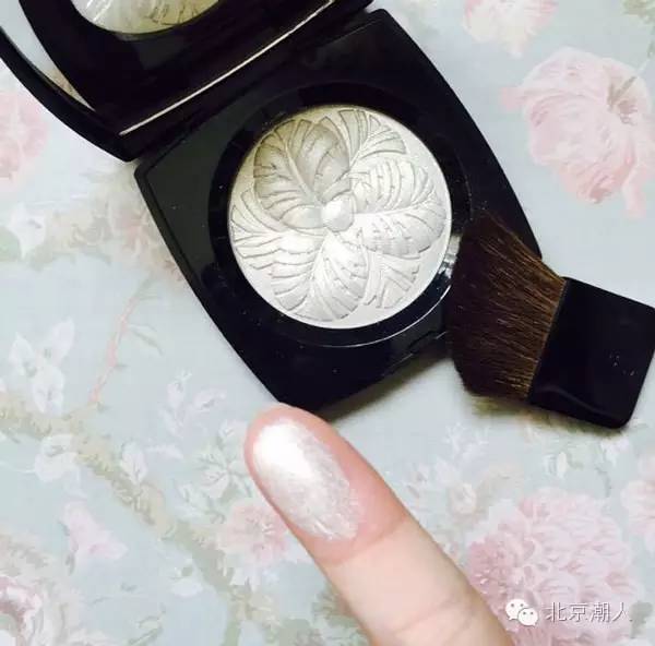 这些美好的彩妆，请给我来十箱