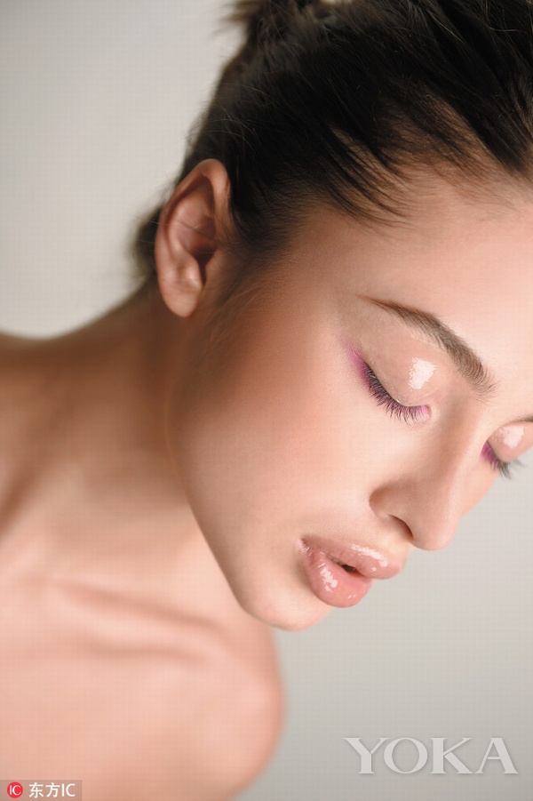 毛孔粗大怎么办改善用什么护肤品,毛孔粗大用什么护肤品收缩毛孔