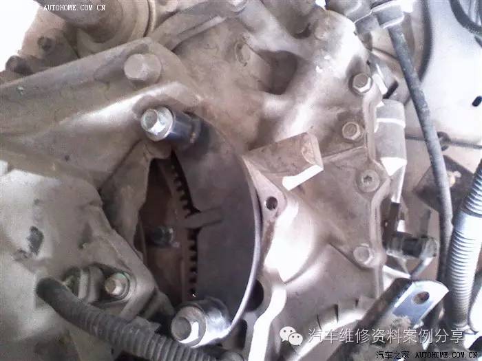 荣威rx51.8t更换正时皮带,荣威550更换正时皮带教程