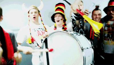 “我和妈妈连球都不如!”欧洲杯期间,有多少贵州人家里是这样的?