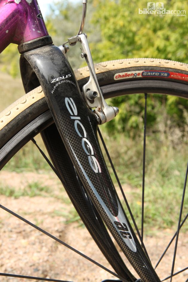 涔拌彍杞︽墜,璧涜溅鎵嬪紑杞︾殑鏍峰瓙