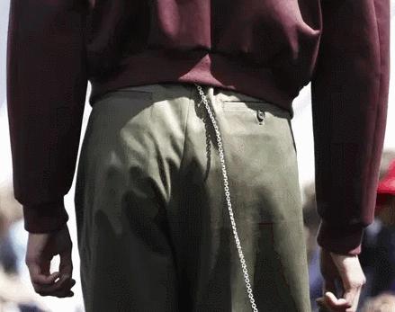 balenciaga冬季时装发布秀,99年lv秀场男装