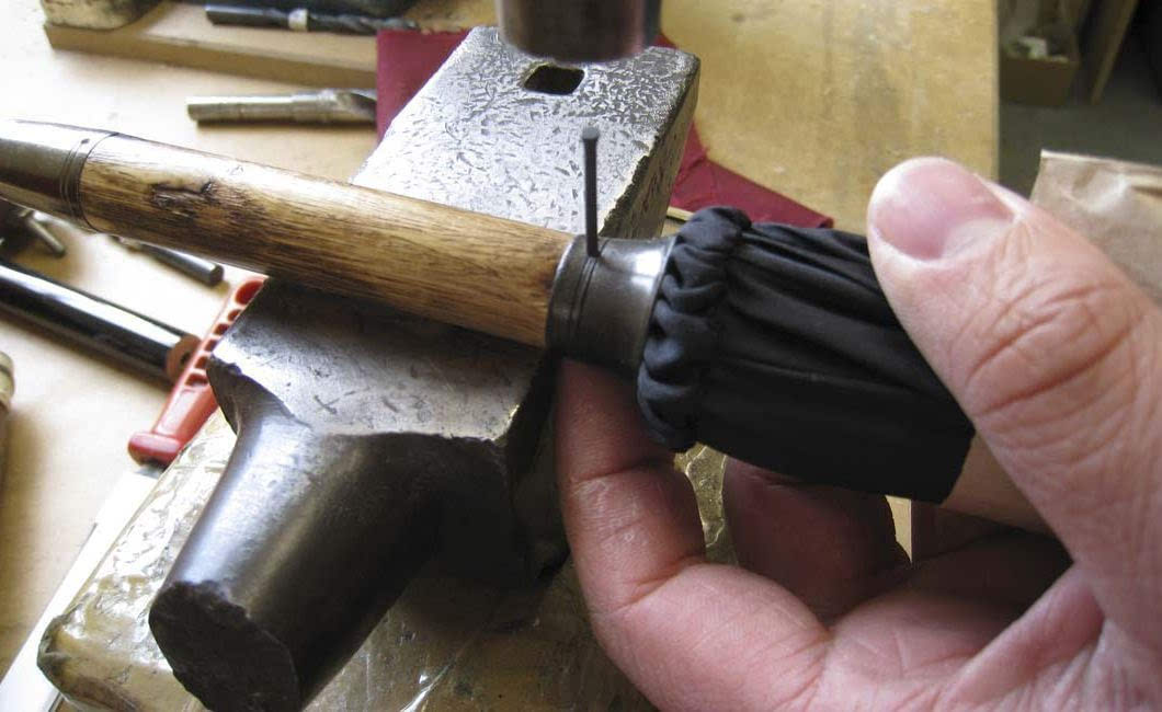 雨伞英伦范儿的绅士标配,英国老绅士雨伞