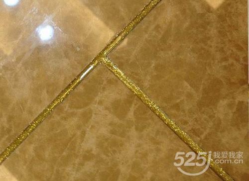 装修过程中瓷砖填缝是什么进行的,无缝瓷砖用什么填缝