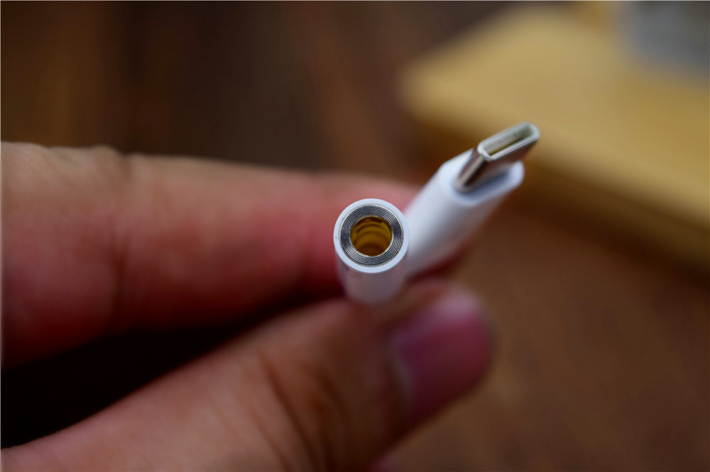 首创CDLA音频，号称“旗舰杀手”：乐2上手简评！