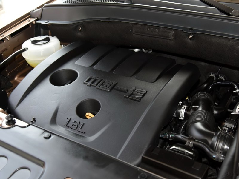 小型SUV中的“德国战车”，看一汽森雅R7如何重塑市场格局？