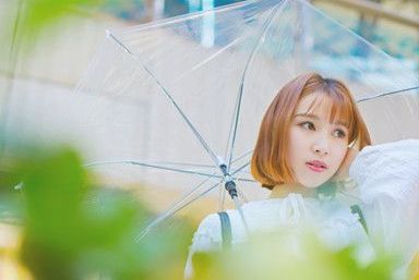 短发如何睡觉才能避免翘起,短发睡觉翘起来有什么好方法