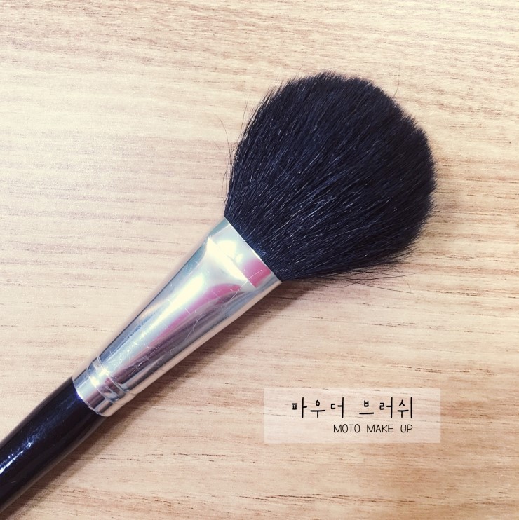 化妆刷都是怎么用的,化妆刷这么多每一个的用途是什么