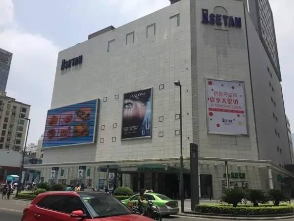 2折买Coach、4折买维秘！成都商场年中大促最全攻略！