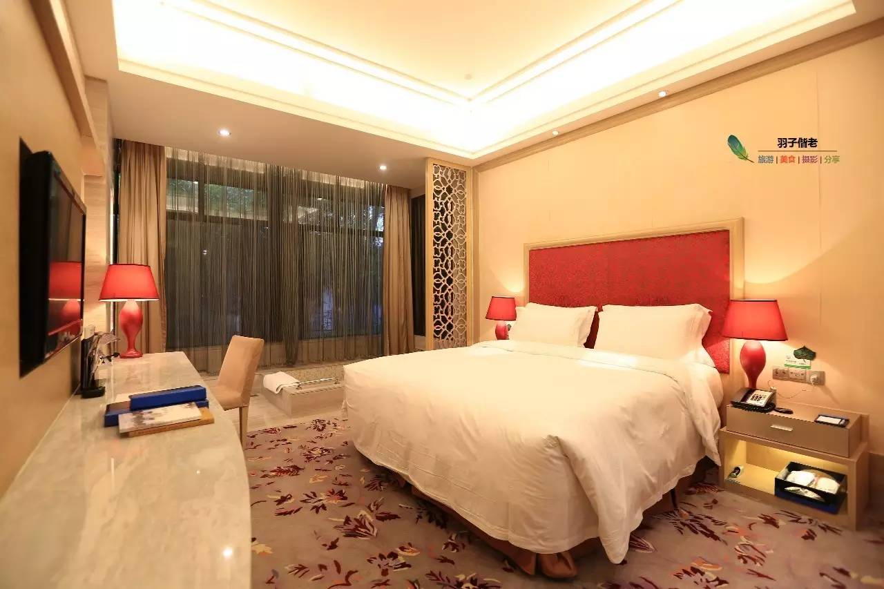 水世界冰雪嘉年华,水狂欢水世界多少钱