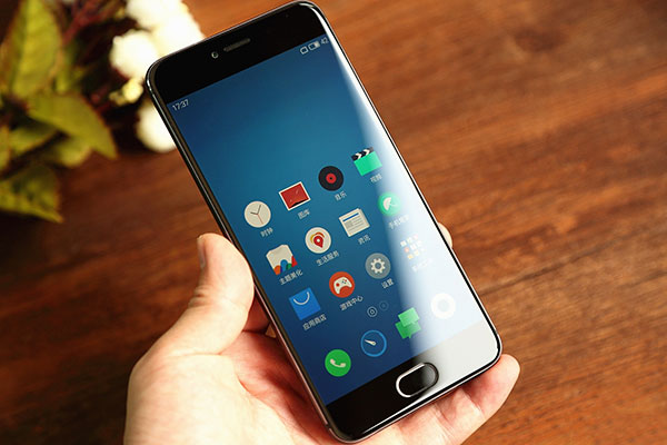 暑假换机拒绝盲目跟风,准备换新手机需要注意什么