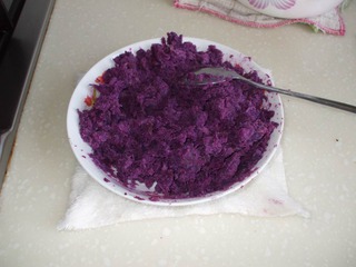 快！拿个大点的盆子，接住我的口水！