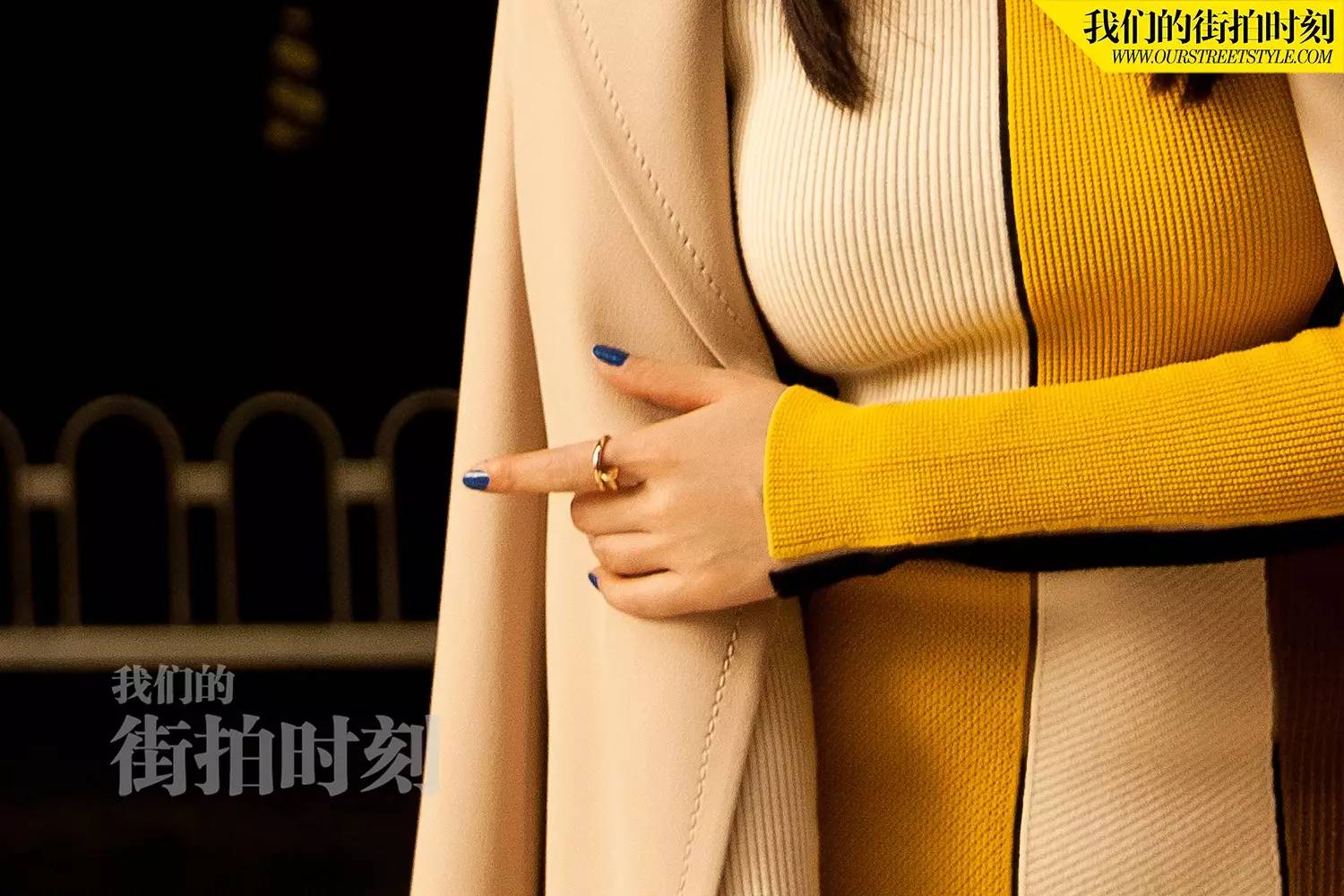 今天接着送钻石2016年美腻的街拍编辑们要带领大家成为穿衣高手！