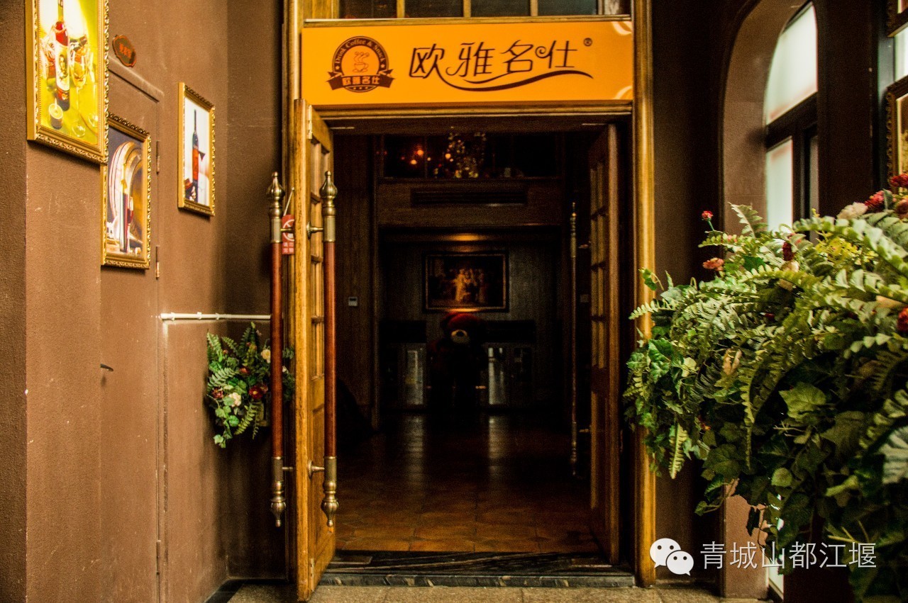 恍惚来到《好先生》中的“灰鲸”！在这家BIG满满的店，会不会