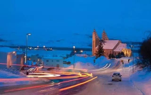 冰岛这个国家靠什么来过生活的,明明可以靠颜值却要靠实力的人