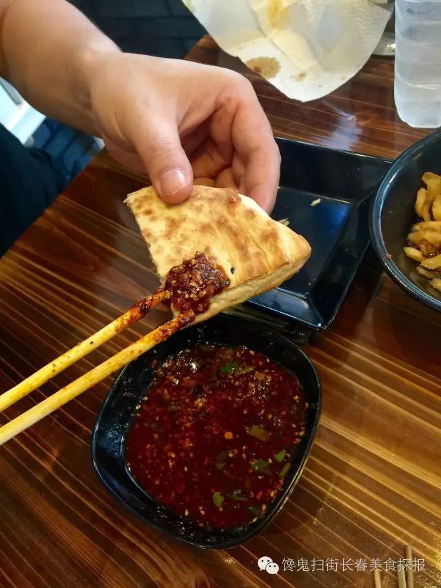 我发现了一家贼盖贼盖的串串他家的冒菜堪称神品！