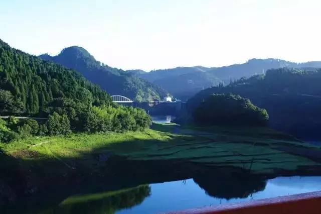 乐活｜美翻了！广州周边竟然藏着10个“桂林山水”