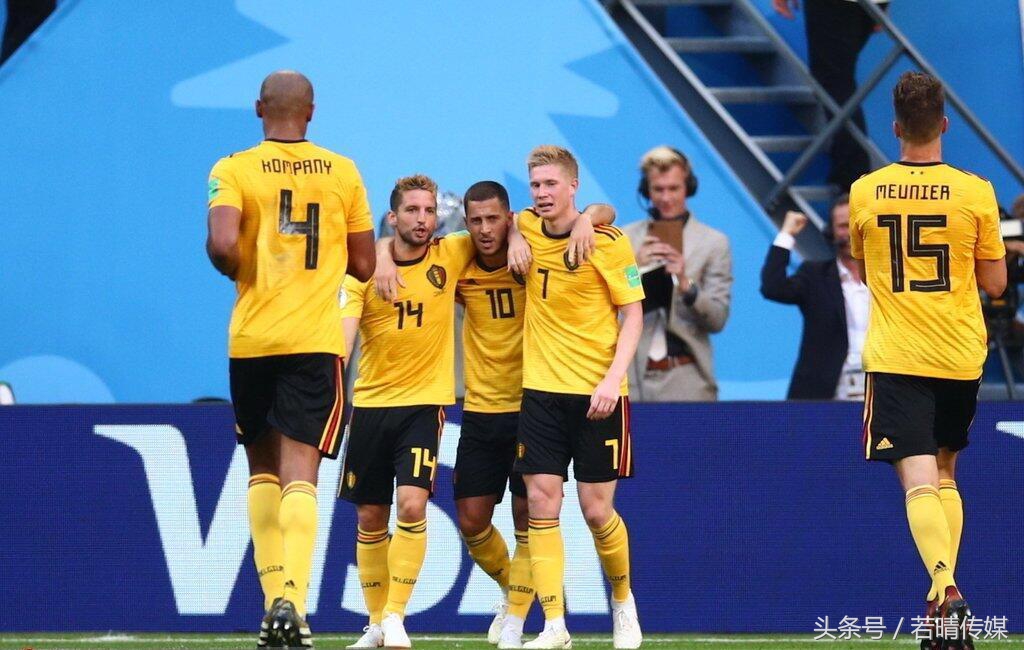 世界杯不落幕｜你以为少年看的是足球和漫画？其实是青春啊