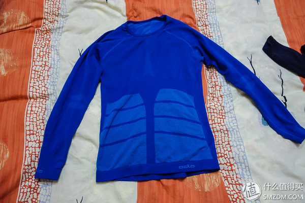 icebreaker滑雪服,icebreaker黑色保暖衣