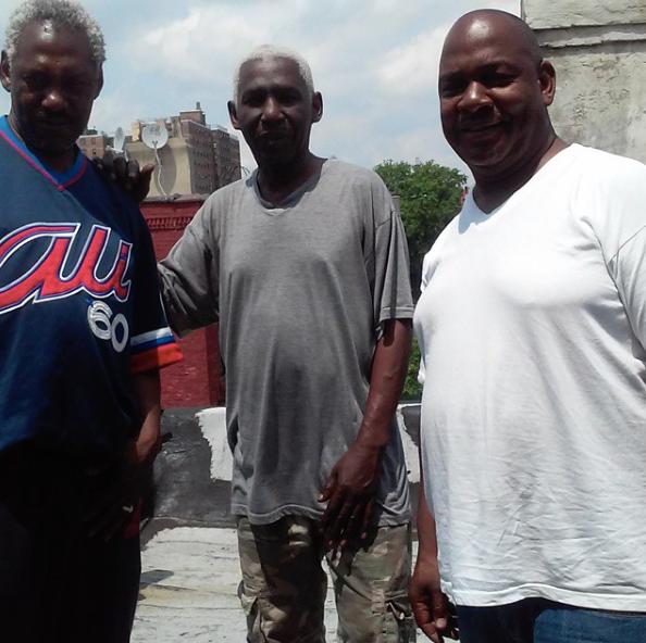 关于最近超火的金牙,你要知道这4件事(起码要知道怎么戴上去吧)