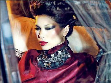 世界顶级名模和范冰冰,她是世界级模特90多岁依然优雅