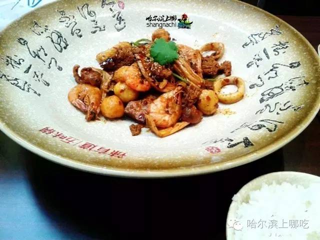 曾经独领风骚的石头马路，如今全是美食在召唤！