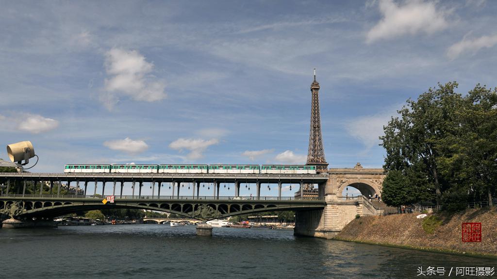 南坪埃菲尔铁塔 (la tour eiffel埃菲尔铁塔之旅)