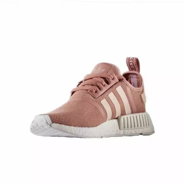 朴信惠喜欢穿什么鞋,朴信惠同款老爹鞋