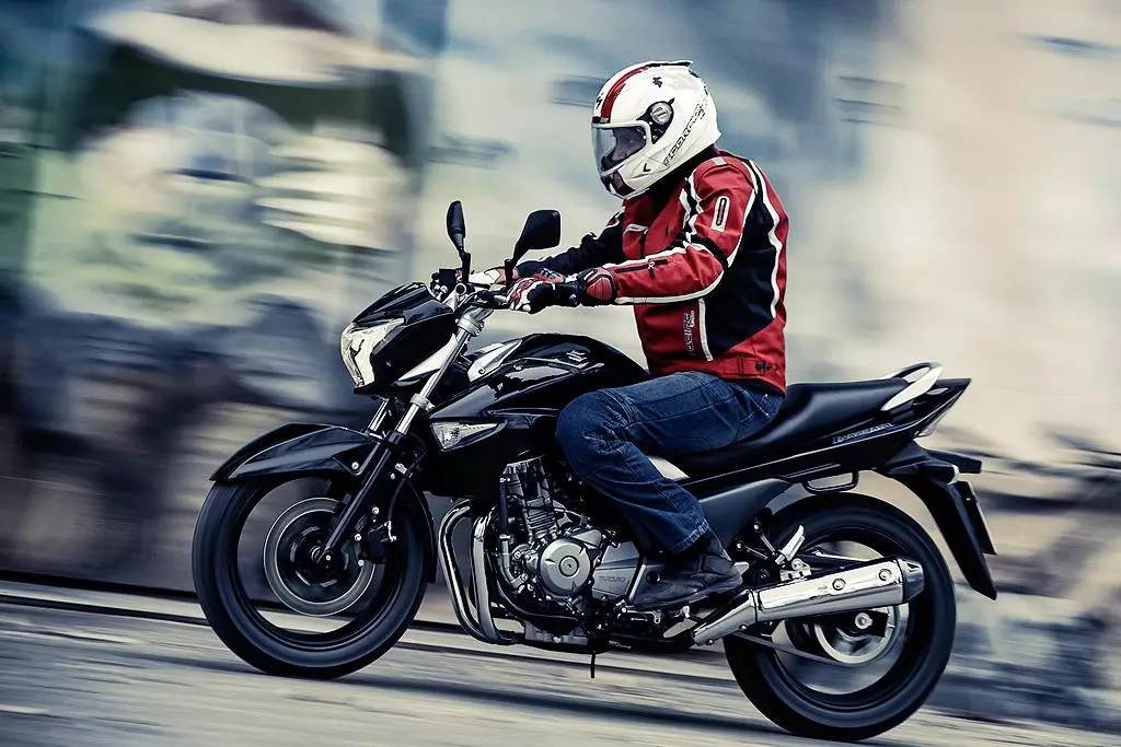 玩摩托车需要知道的知识,新手学摩托车注意事项