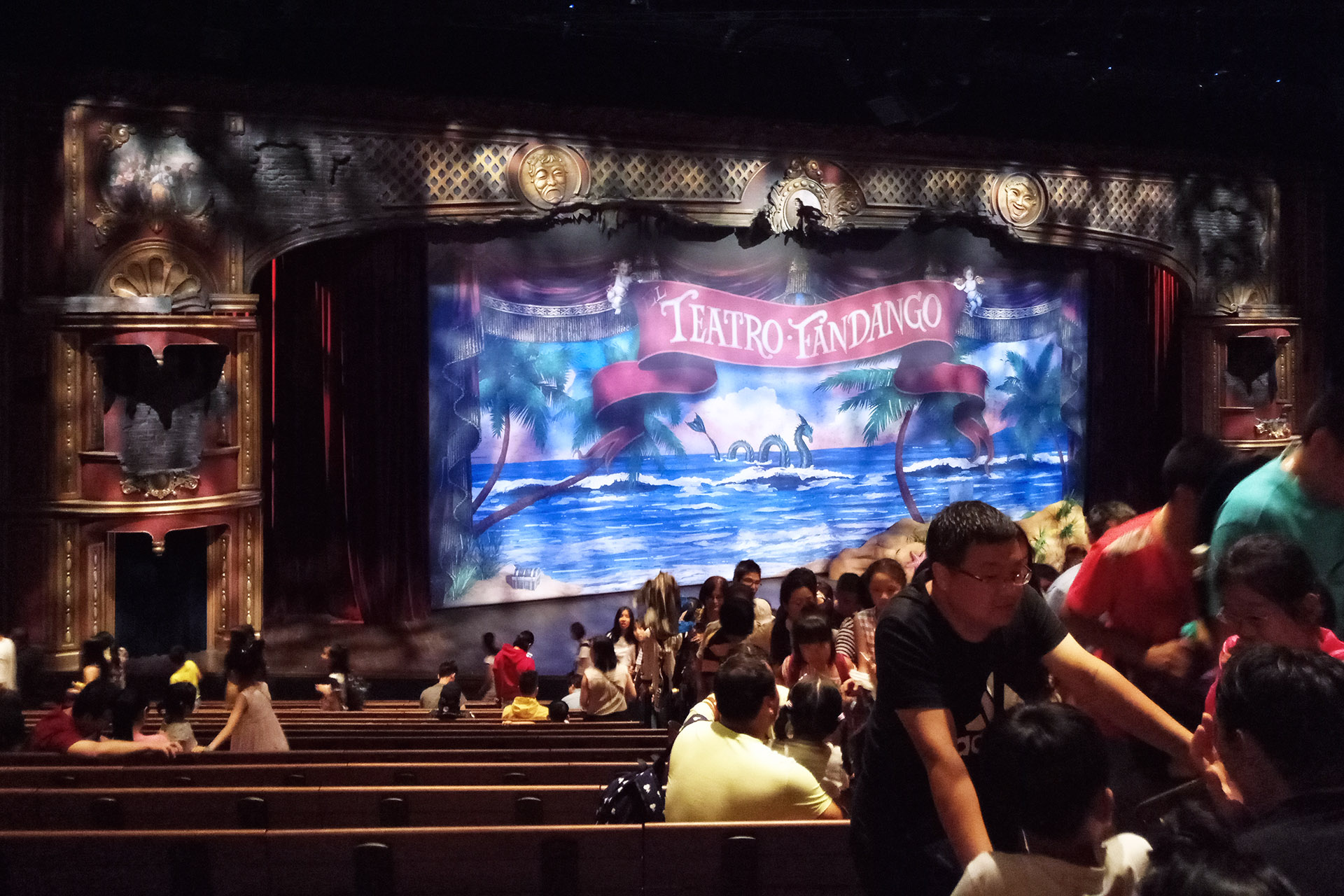 上海迪士尼好玩吗值得去吗,上海迪士尼一整天游玩攻略